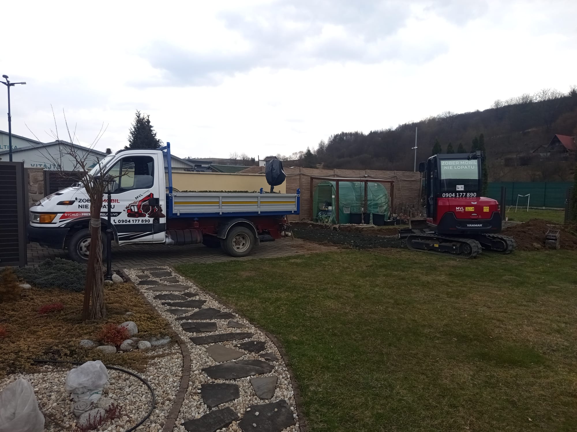 Výkop ryhy pri inžinierskych sieťach